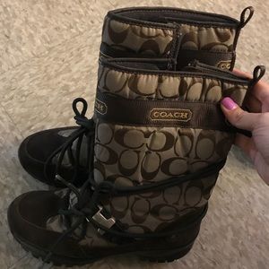 Coach booots